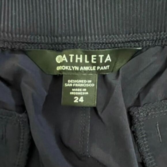Athleta NWT Brooklyn Ankle Pant Navy Plus Size 24 Mid Rise Stretch Panels Travel - Picture 9 of 10